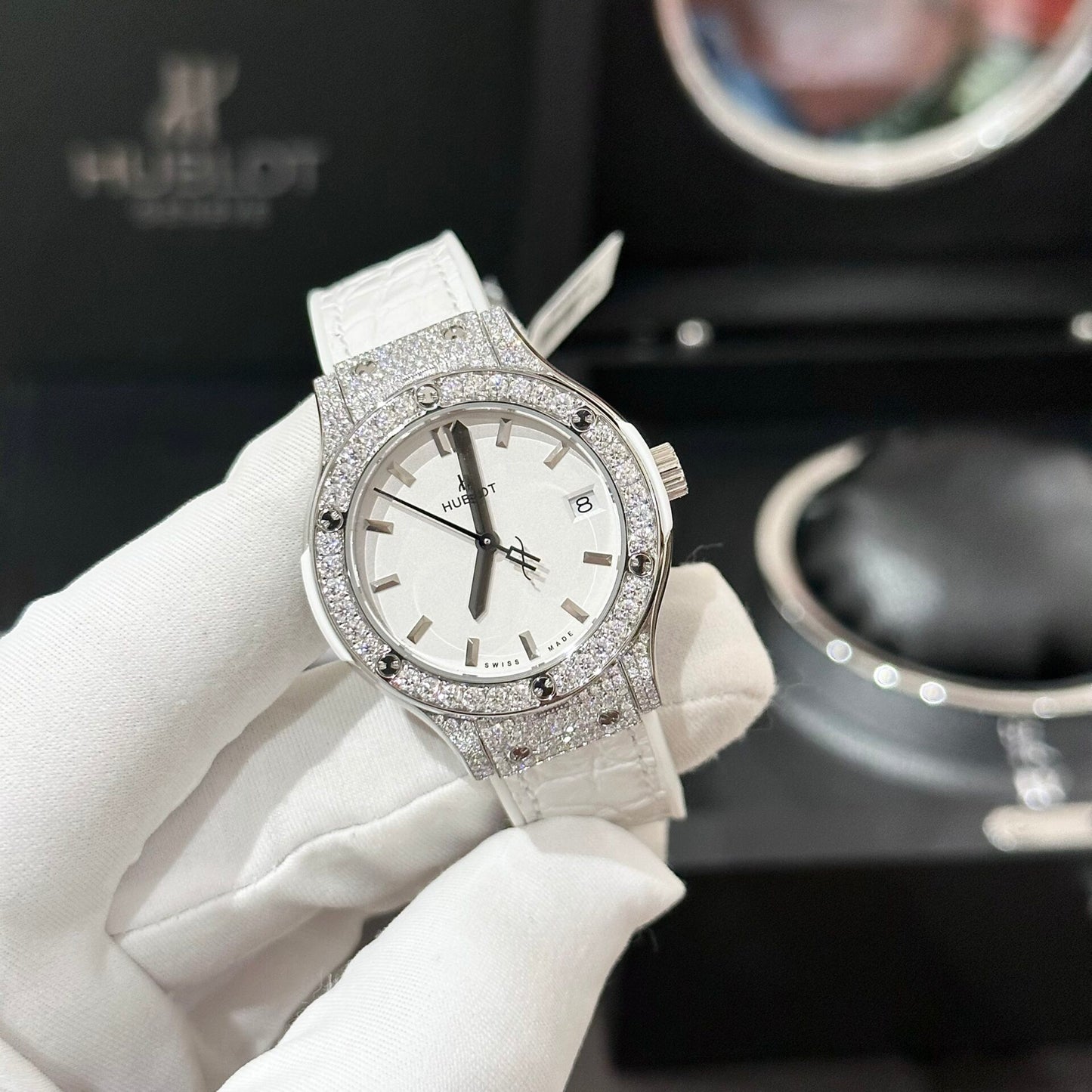 Hublot Classic Fusion Women s Best Replica Watch White Moissanite Diamond 33mm