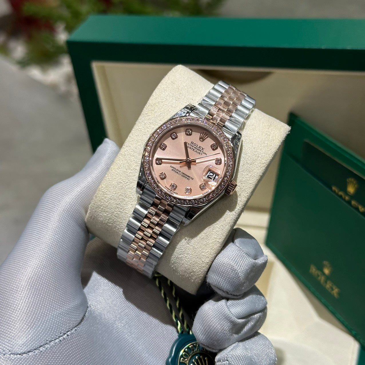 Rolex DateJust Women s High Quality Fake Watch Sunburt Dial Jubilee Strap 31mm