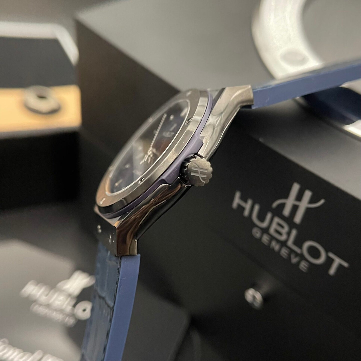 Hublot Replica 1:1 Watch Classic Fusion Blue Dial Black Case HB Factory 42mm