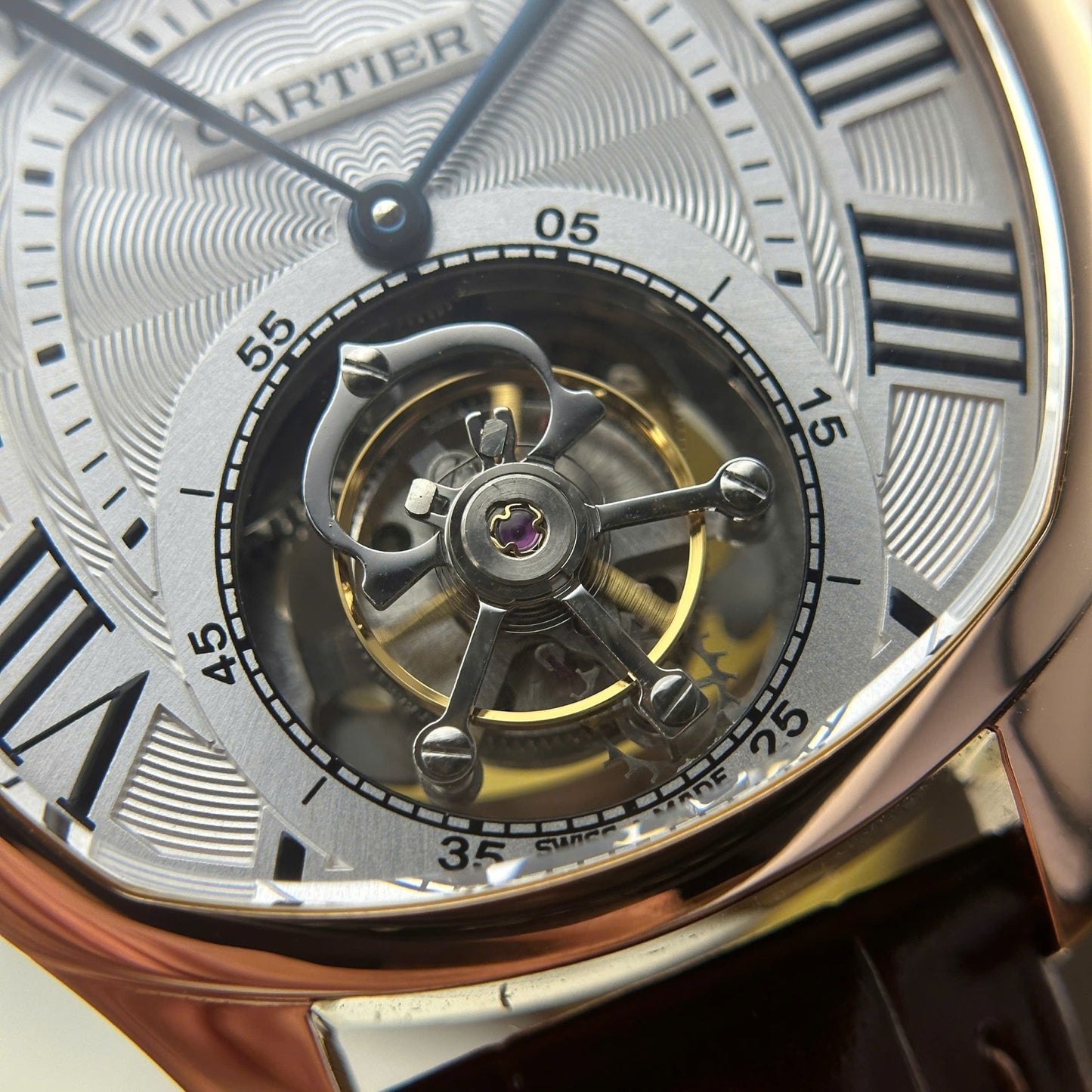 Cartier Drive Tourbillon Replica Watch Dial Guiloche Motif Leather Strap 41mm