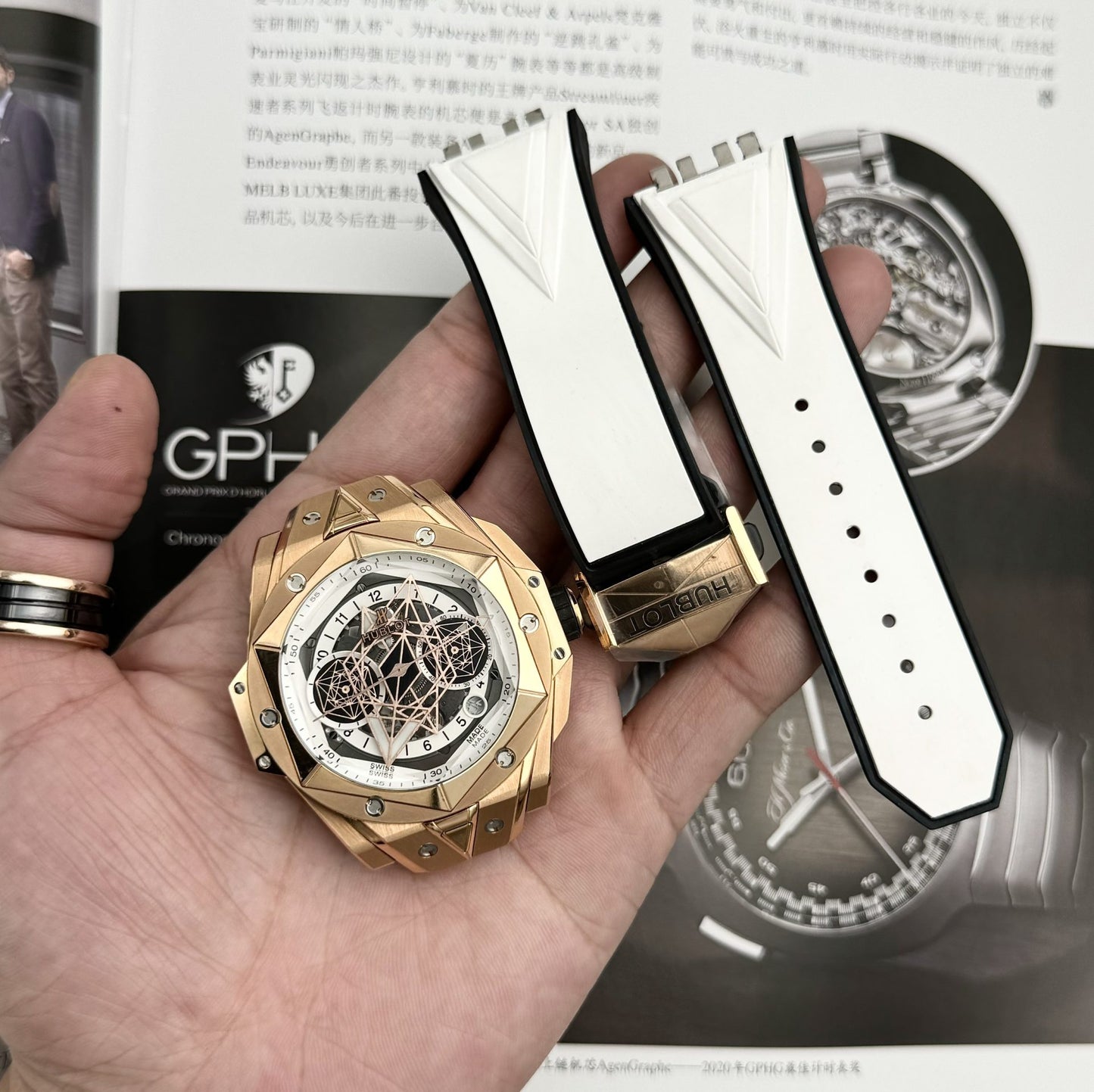 Hublot Best Replica Watch Big Bang Sang Bleu II King Gold White Dial BBF 45mm