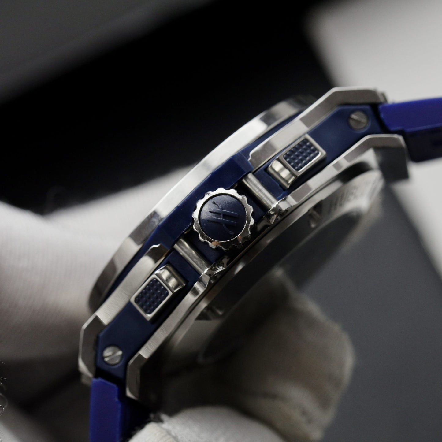 Hublot Fake Watch Big Bang Chronograph Blue Custom Moissanite Diamonds 44mm