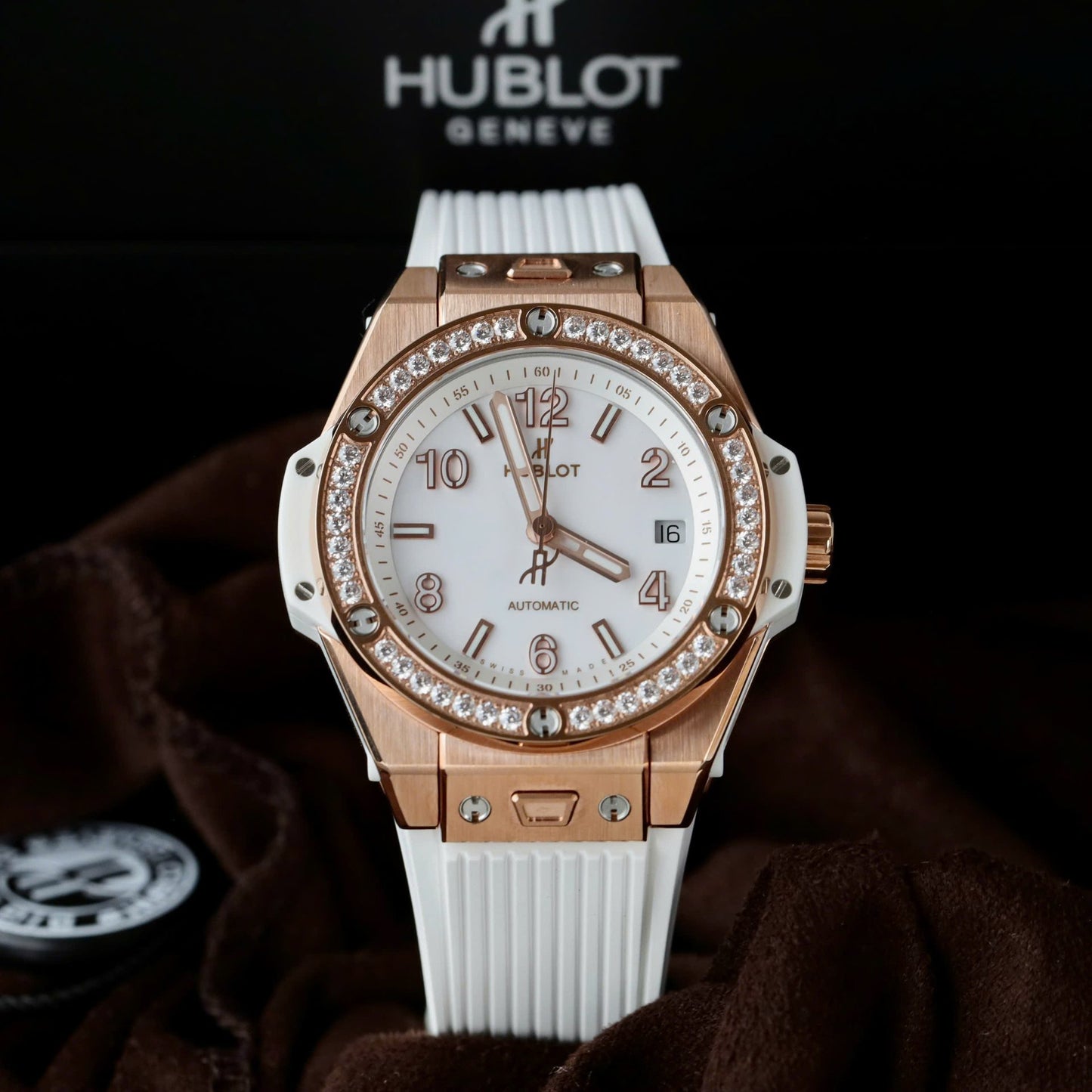 Hublot Big Bang One Click King Gold Replica Watches White Rubber Strap 39mm