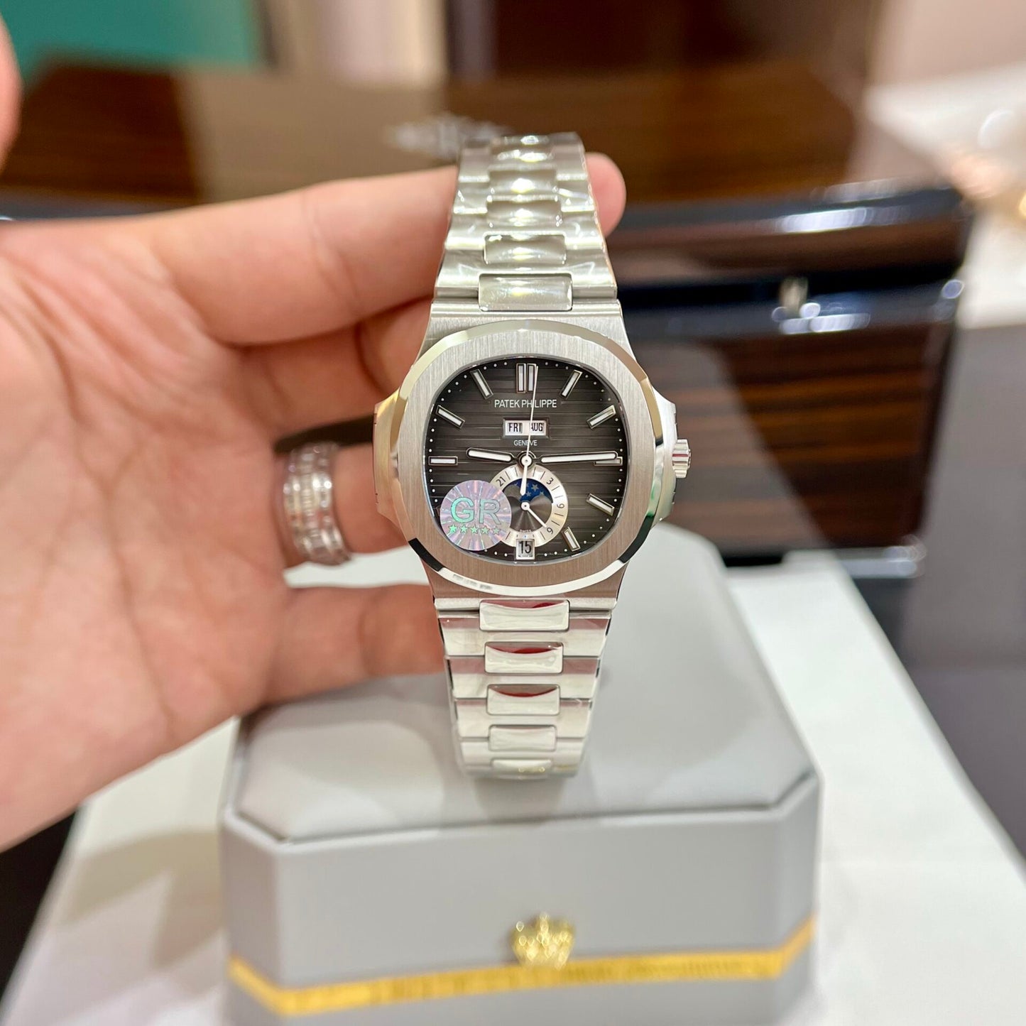 Patek Philippe Nautilus 5726G Replica Watch Dial Gray GR Factory 40.5mm
