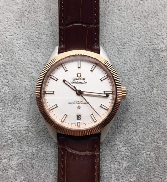 Replica Omega Globemaster Master Chronometer White Dial RG Bezel Leather Strap A8913