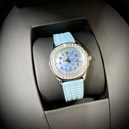 Patek Philippe Aquanaut 5072R Replica Watch Blue Diamond PP Factory 35.6mm