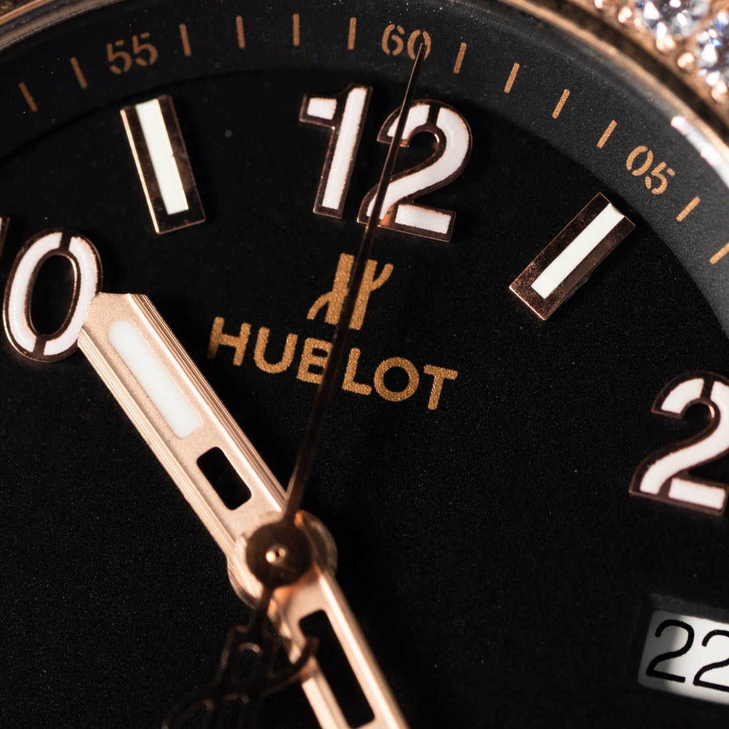 Hublot Replica 1:1 Watch Big Bang One Click With Diamond Bezel King Gold 39mm