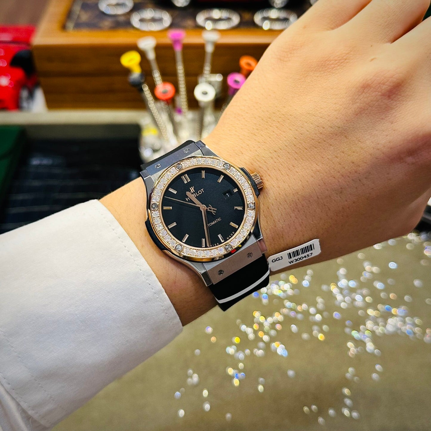 Hublot Replica Watch Demi With Moissanite Diamond Rubber Strap 42mm